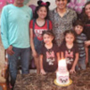 Meet your Posher, Gloria